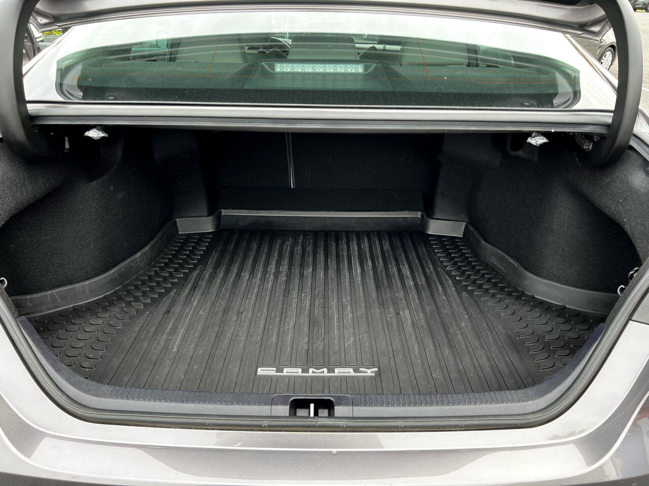 Used 2023 Toyota Camry XLE image 26