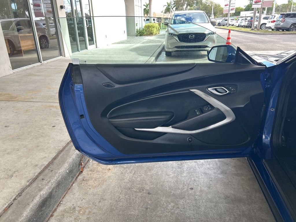 Used 2019 Chevrolet Camaro LT image 28