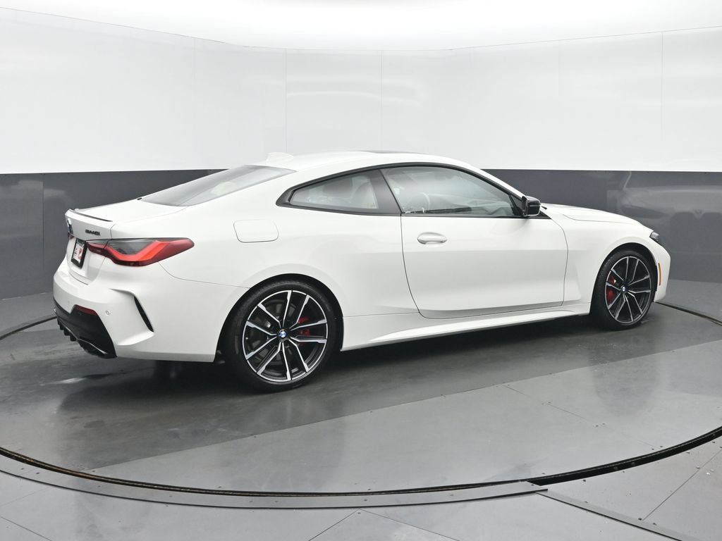 Used 2023 BMW 440i xDrive Coupe w/ Shadowloine Package AWD/4WD image 3