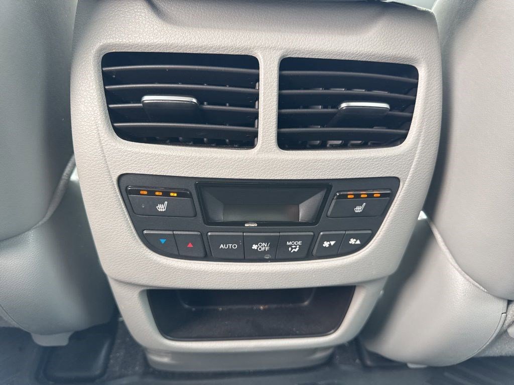 Used 2017 Acura MDX SH-AWD w/ Advance Package image 10