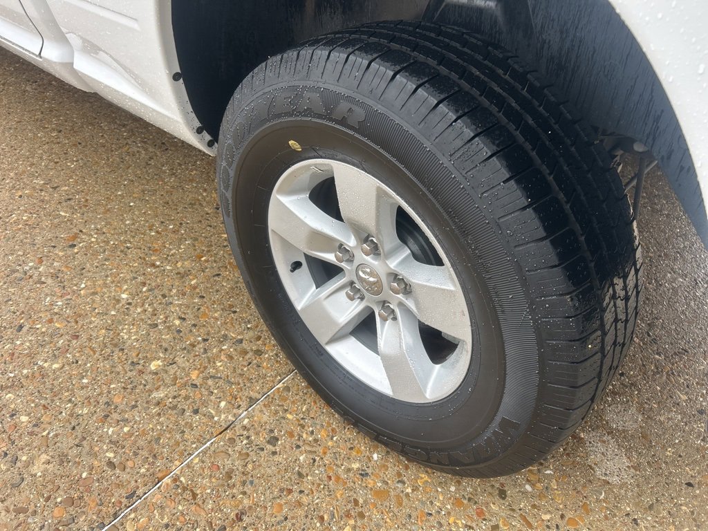 Used 2024 RAM 1500 Classic SLT image 9