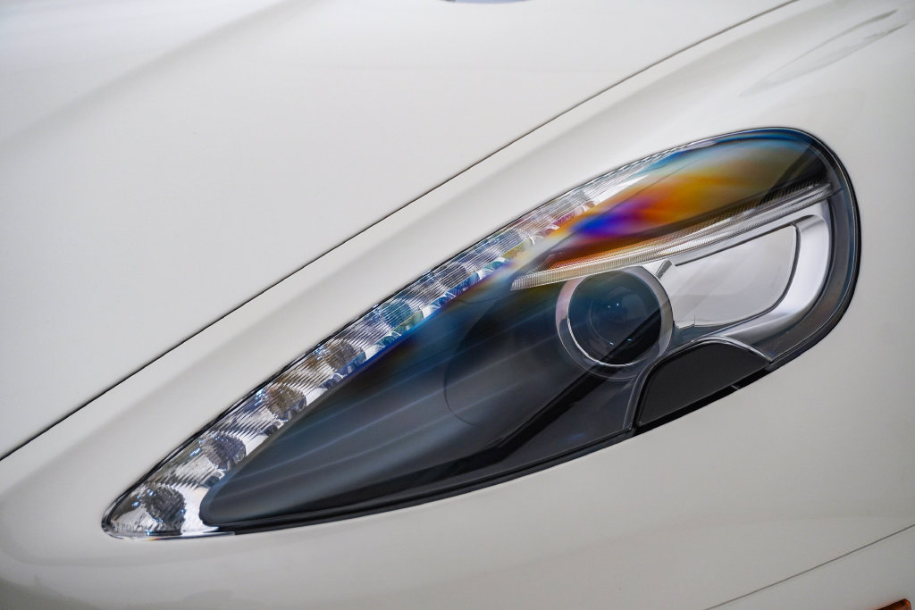 Used 2016 Aston Martin DB9 GT RWD image 6