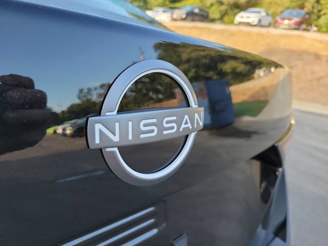 Used 2025 Nissan Sentra SV FWD image 34