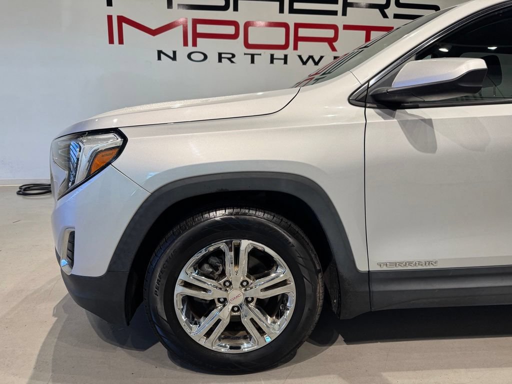 Used 2021 GMC Terrain SLE FWD image 3