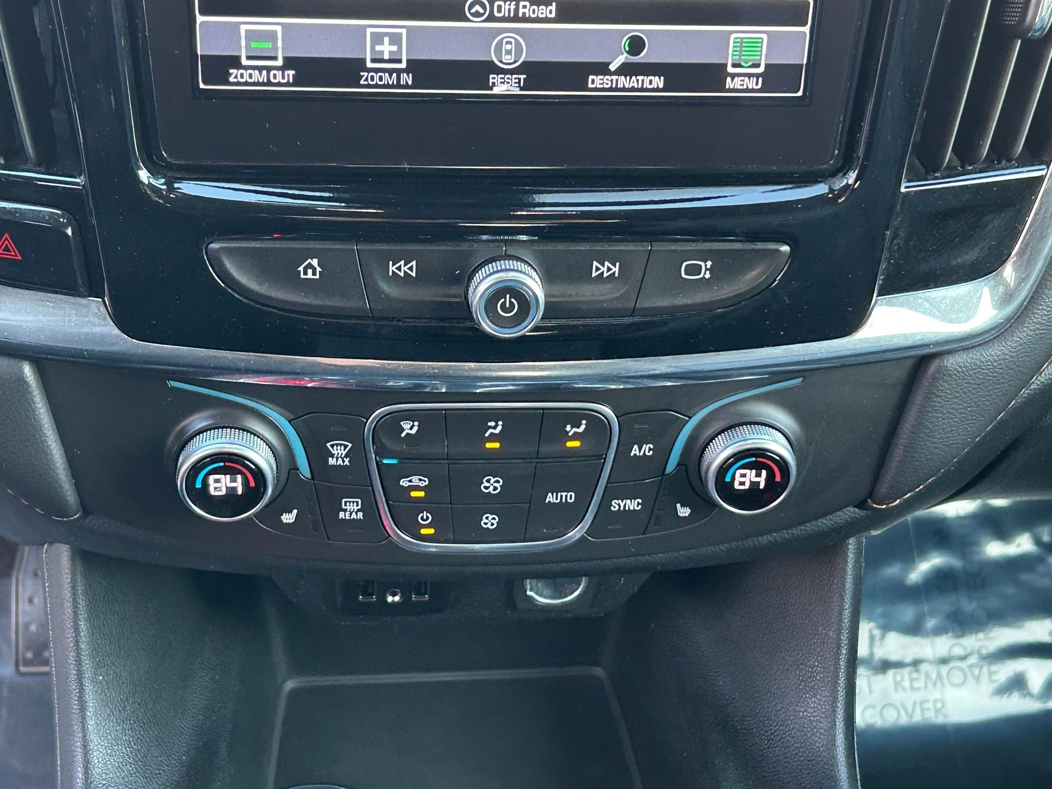 Used 2018 Chevrolet Traverse LT image 21