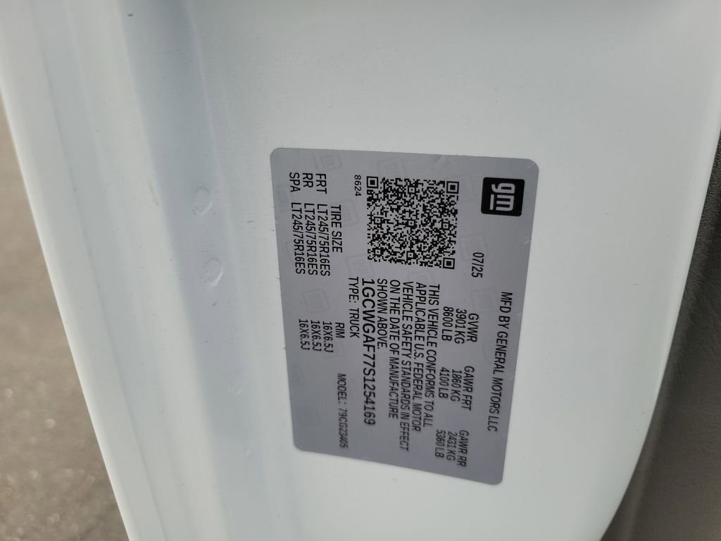 New 2025 Chevrolet Express 2500 w/ Driver Convenience Package image 31