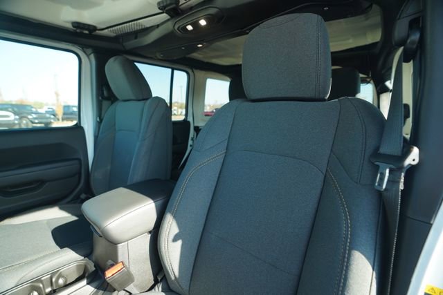 New 2026 Jeep Wrangler Unlimited Sport AWD/4WD image 33