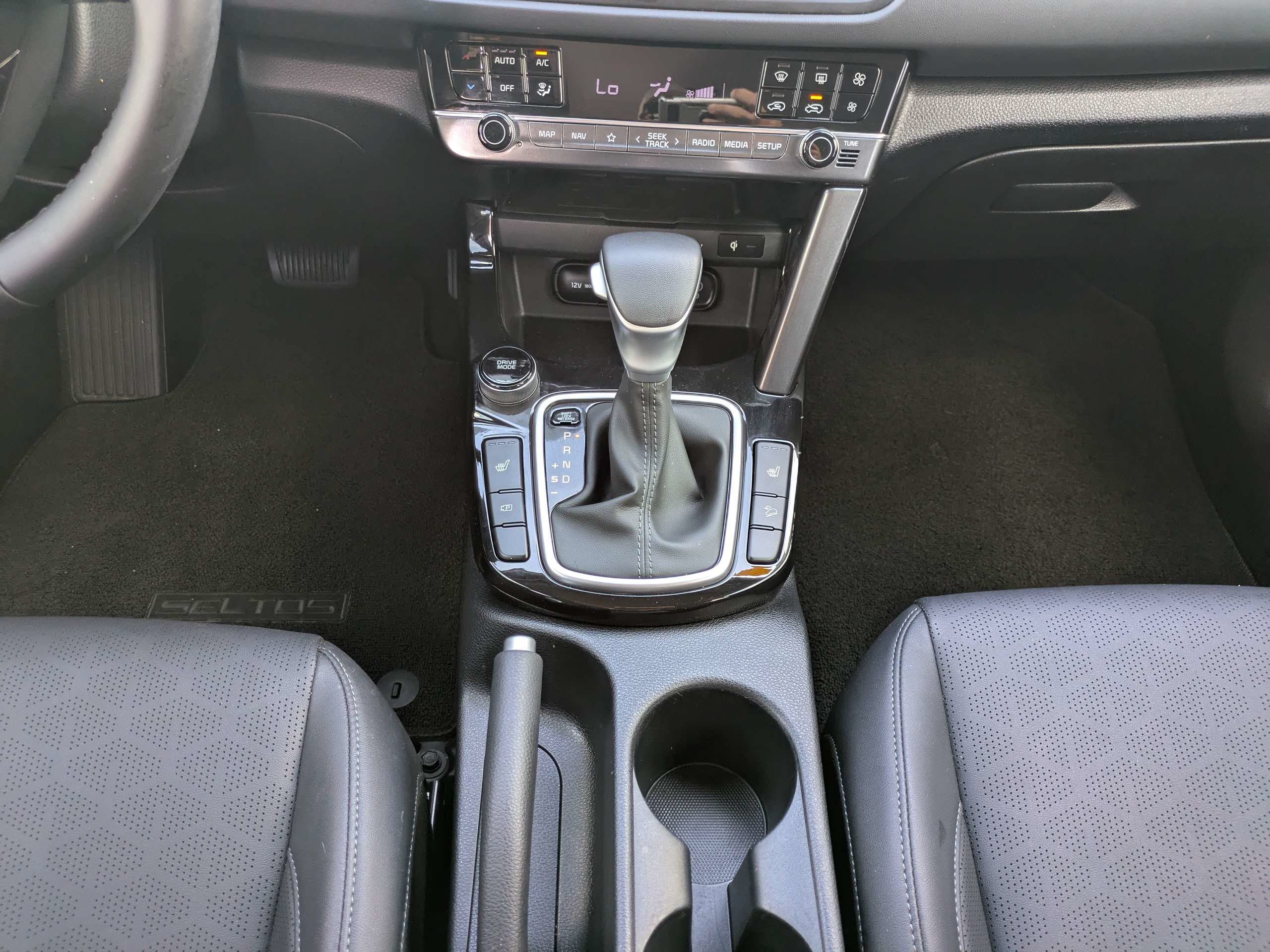 Certified 2024 Kia Seltos EX FWD image 20