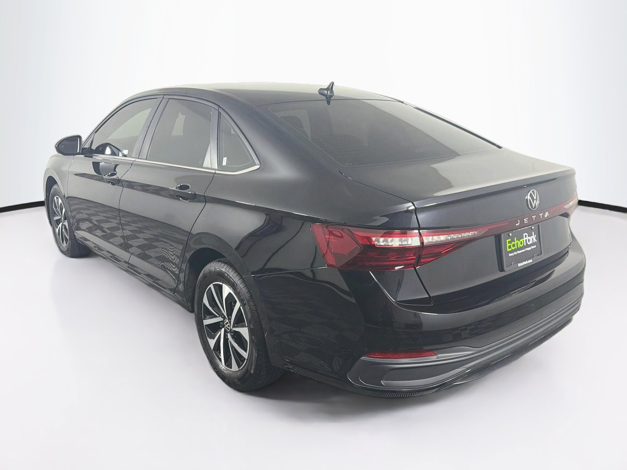 Used 2025 Volkswagen Jetta S FWD image 5