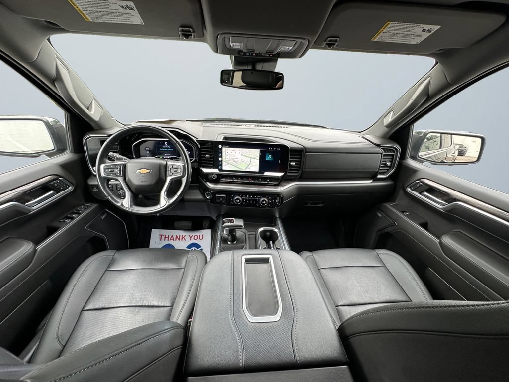Used 2022 Chevrolet Silverado 1500 LTZ AWD/4WD image 10