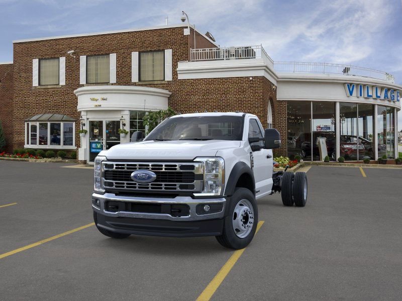New 2026 Ford F600 4x4 Regular Cab Super Duty w/ XL Chrome Package image 2