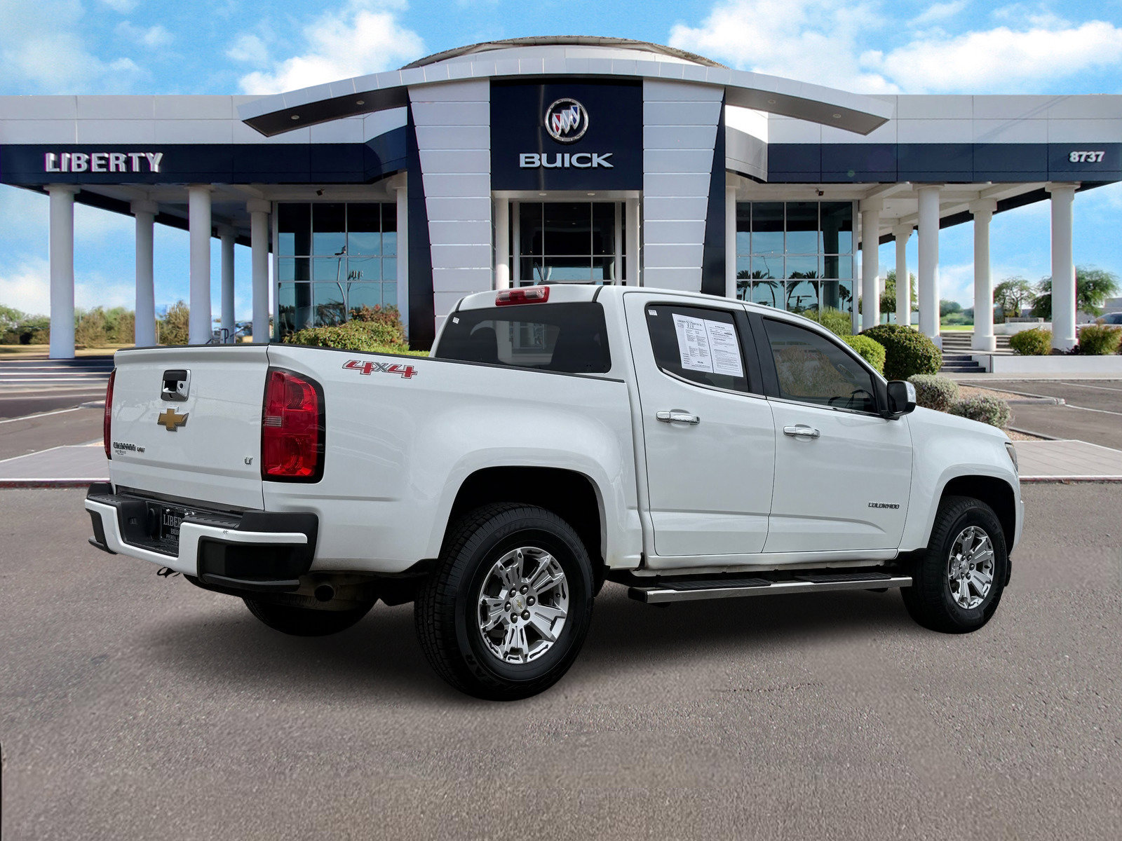 Used 2019 Chevrolet Colorado LT image 3