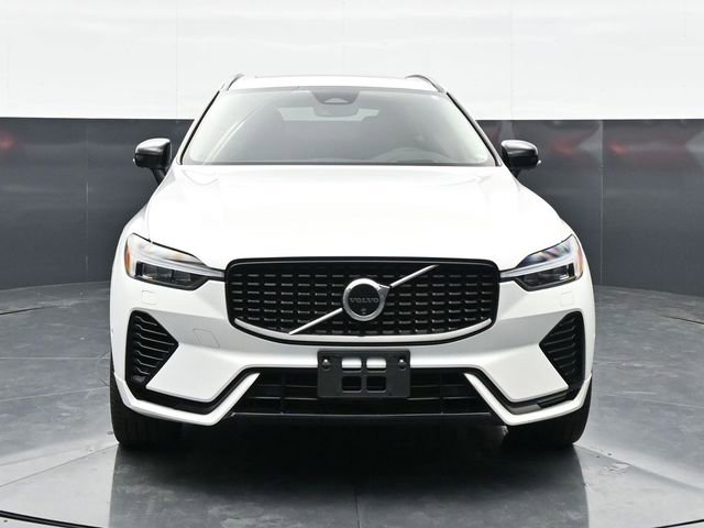 Used 2024 Volvo XC60 T8 Ultimate w/ Climate Package AWD/4WD image 2