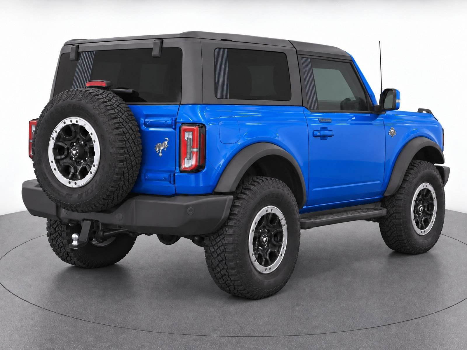 Used 2023 Ford Bronco Outer Banks w/ Sasquatch Package AWD/4WD image 8