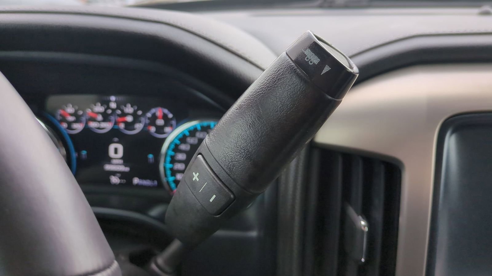 Used 2017 GMC Sierra 3500 Denali w/ Duramax Plus Package image 37