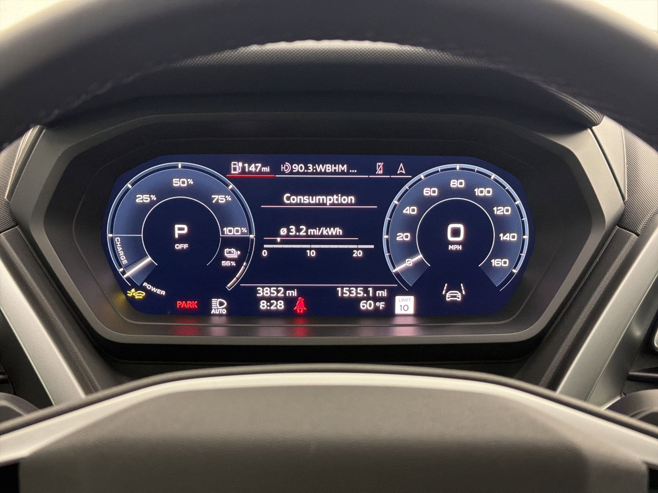 Used 2025 Audi Q4 e-tron Premium Plus w/ Premium Plus image 17