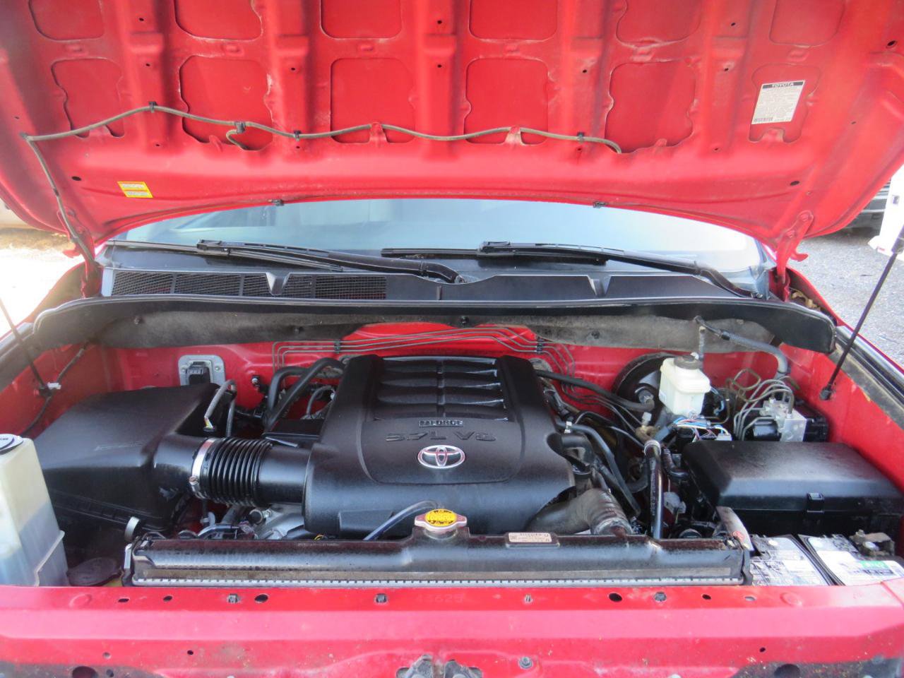 Used 2011 Toyota Tundra Tundra-Grade 5.7L FFV Double C w/ TRD Off-Road Pkg image 35