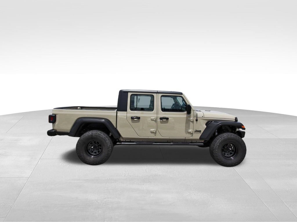 Used 2020 Jeep Gladiator Sport w/ Trailer Tow Package AWD/4WD image 5