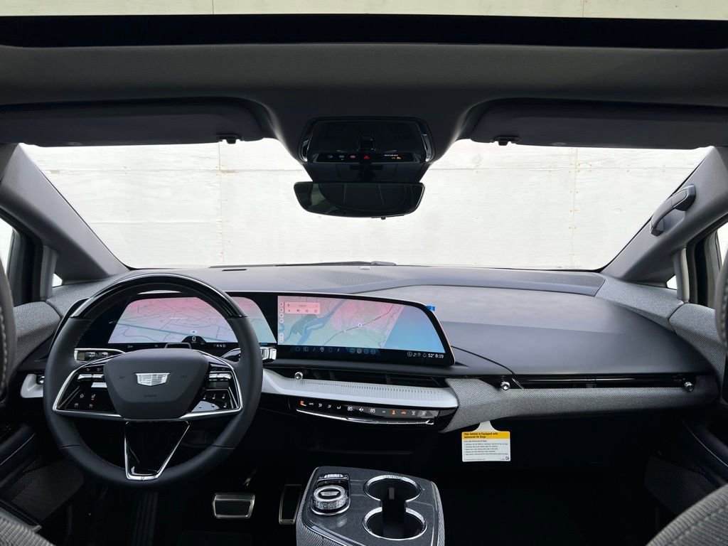 New 2026 Cadillac Optiq Luxury 1 image 35