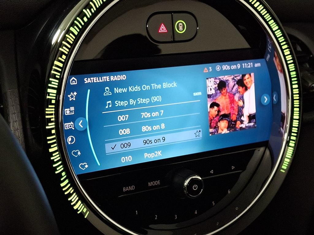 Used 2024 MINI Cooper S w/ Seaside Edition FWD image 18