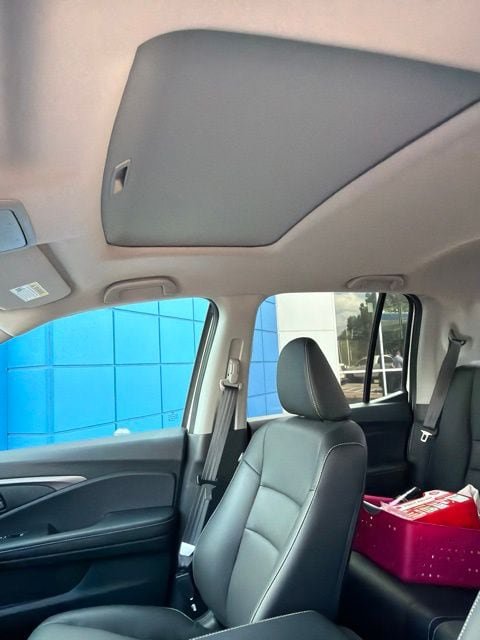 Used 2025 Honda Ridgeline RTL image 15