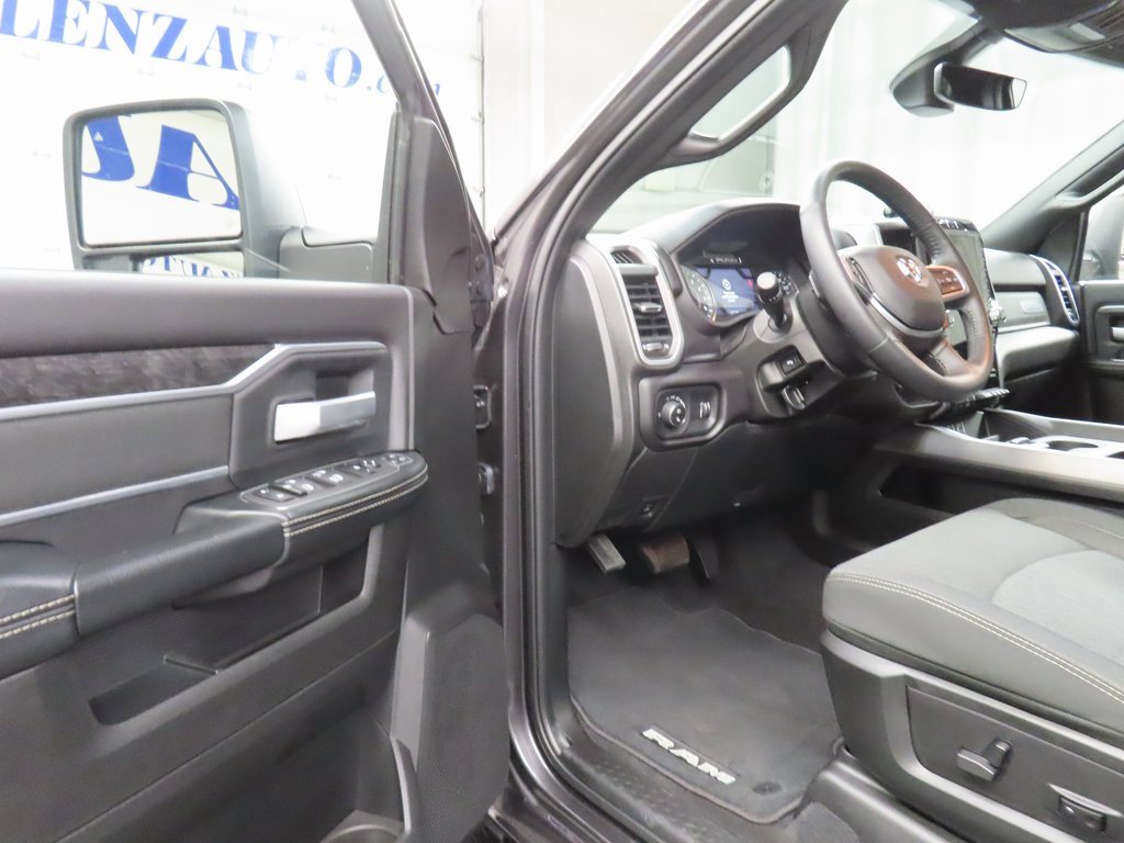 Used 2024 RAM 2500 Big Horn w/ Night Edition image 40