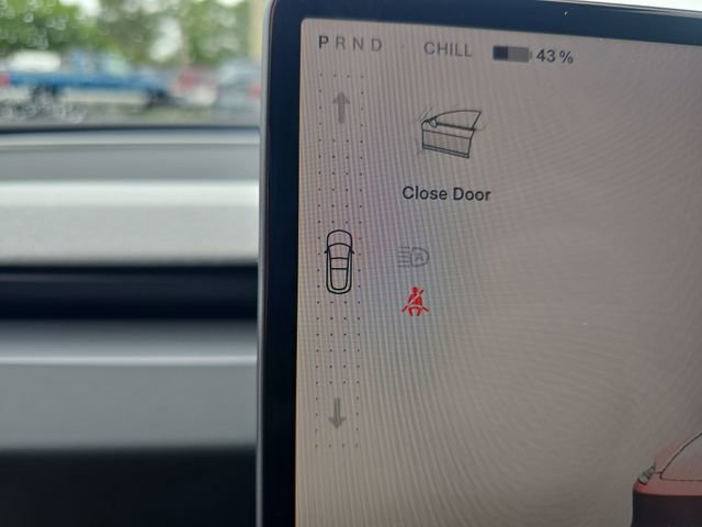 Used 2025 Tesla Model 3 Long Range image 21