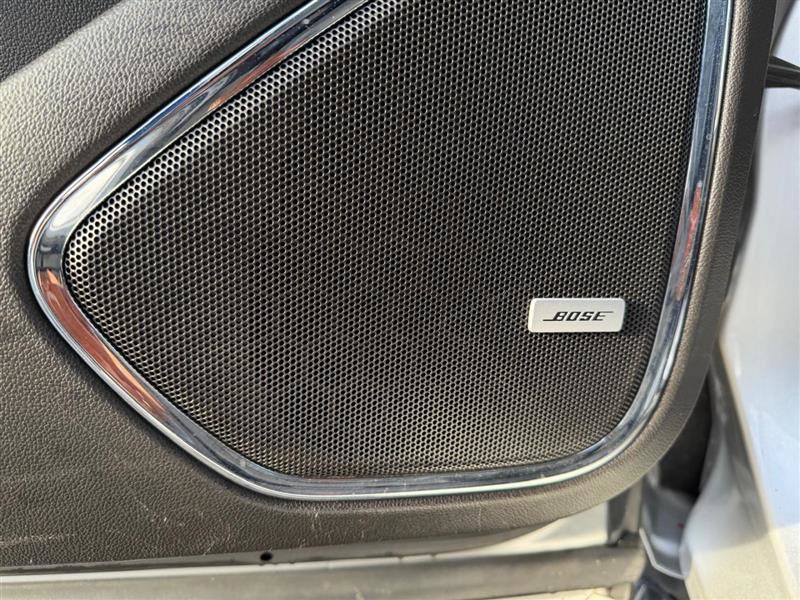 Used 2019 Chevrolet Suburban LT image 32