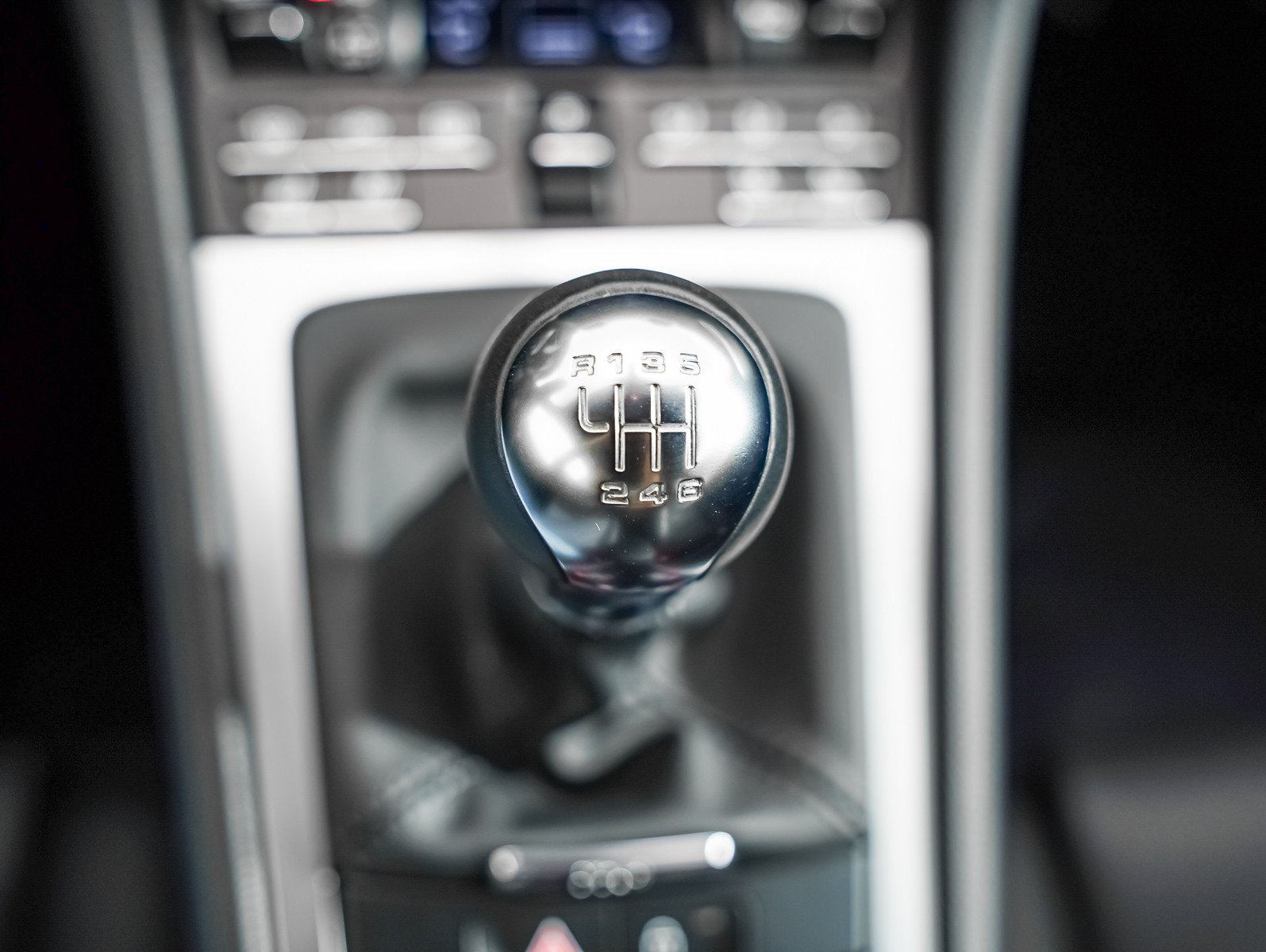 Certified 2025 Porsche 718 Cayman RWD image 22