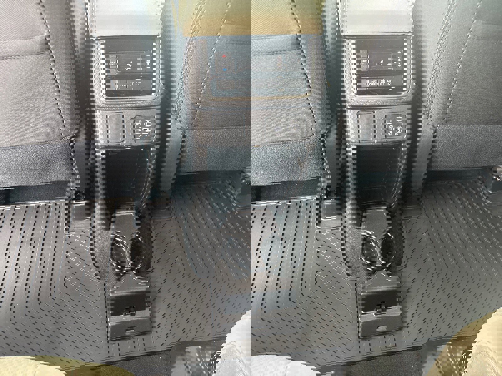 New 2025 Subaru Ascent Premium image 35