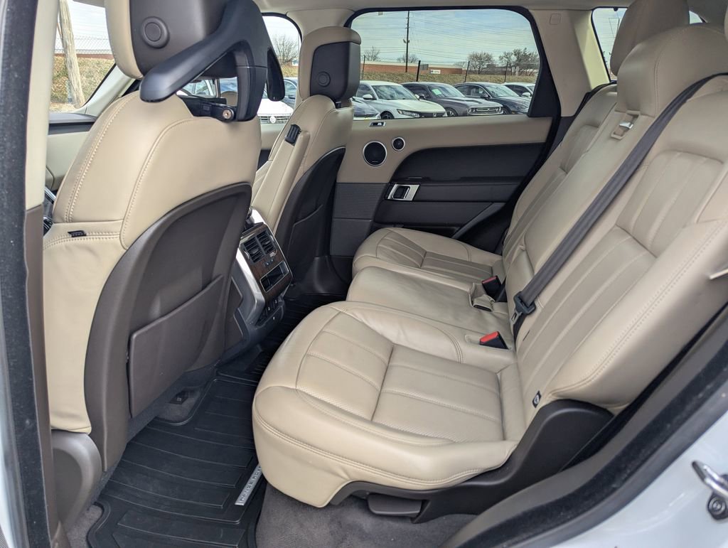 Used 2020 Land Rover Range Rover Sport HSE image 13