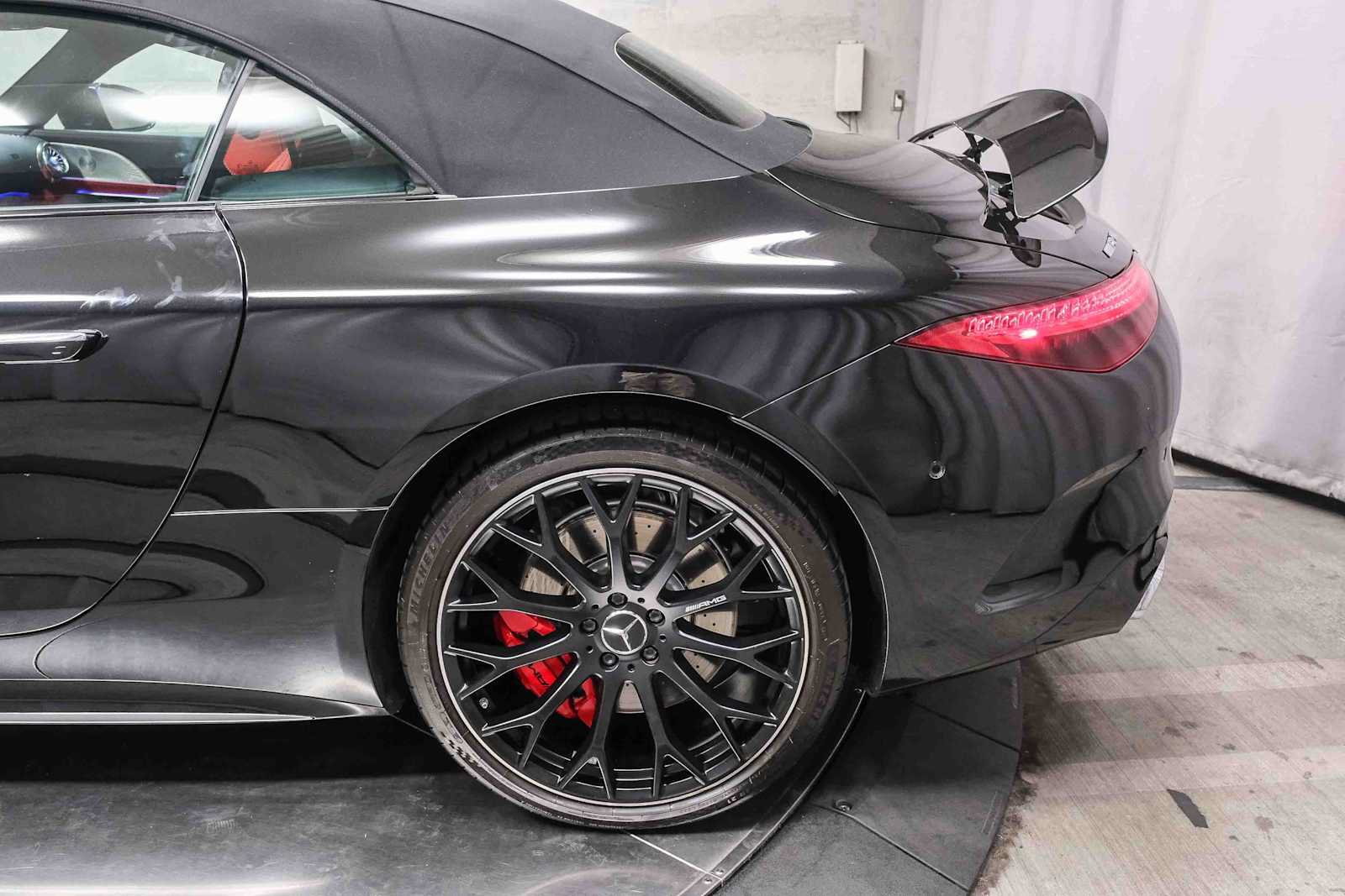 Certified 2023 Mercedes-Benz SL 55 AMG 4MATIC image 11