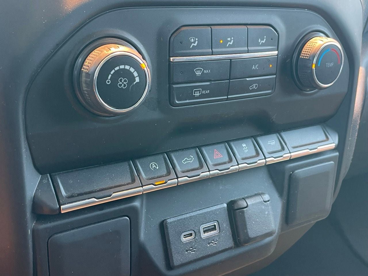 Used 2022 Chevrolet Silverado 1500 Custom RWD image 8