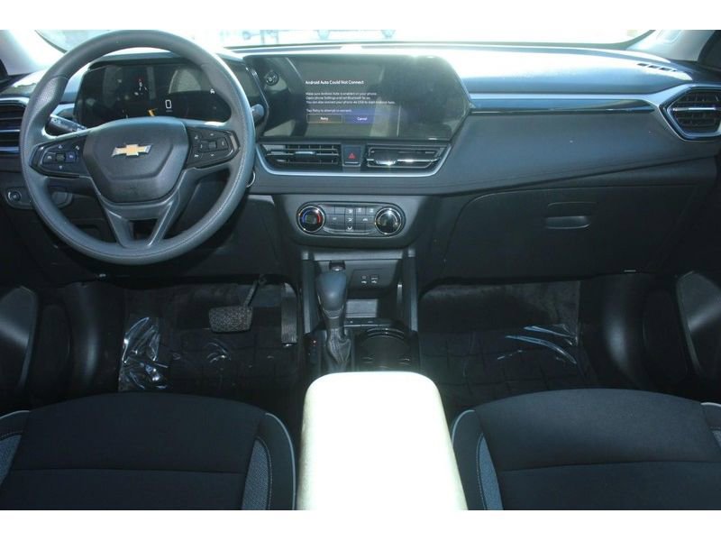 Used 2024 Chevrolet TrailBlazer LS w/ LS Convenience Package image 12