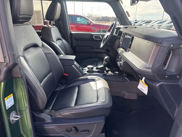 Used 2025 Ford Bronco Outer Banks AWD/4WD image 16