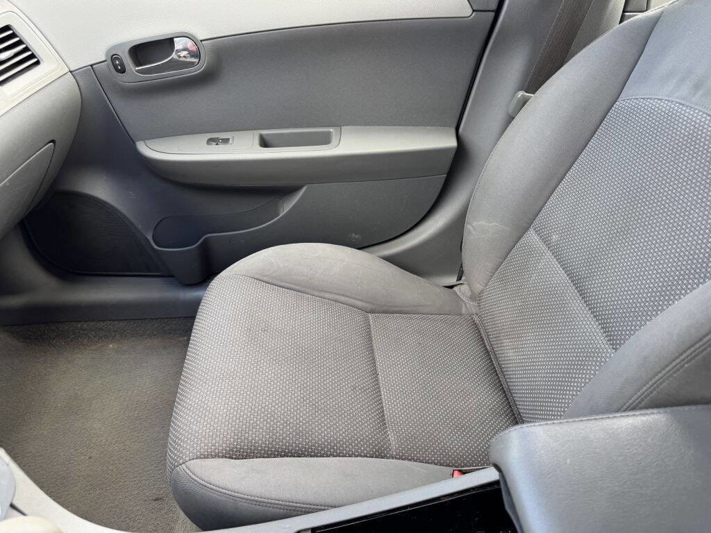 Used 2012 Chevrolet Malibu LT w/ Power Package image 12