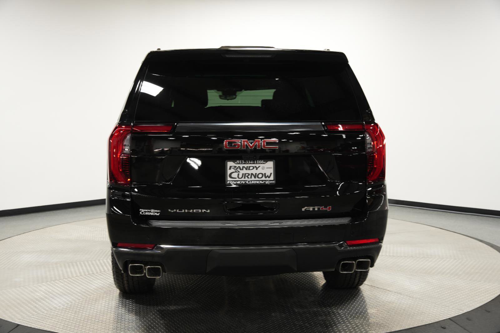 New 2026 GMC Yukon XL AT4 w/ AT4 Premium Plus Package AWD/4WD image 9