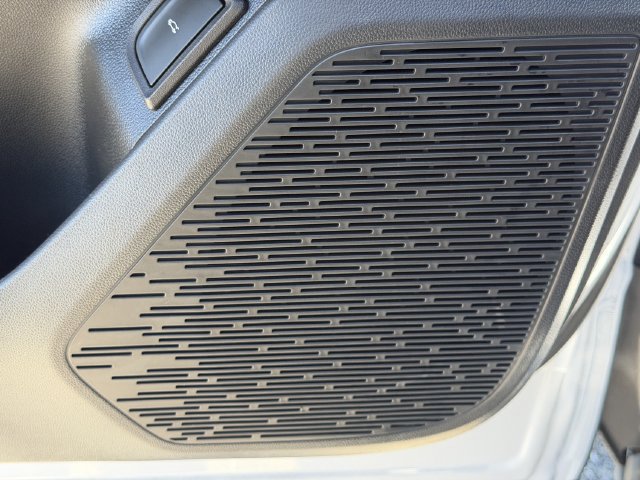 New 2027 Chevrolet Equinox RS w/ Safety and Technology Package FWD image 22