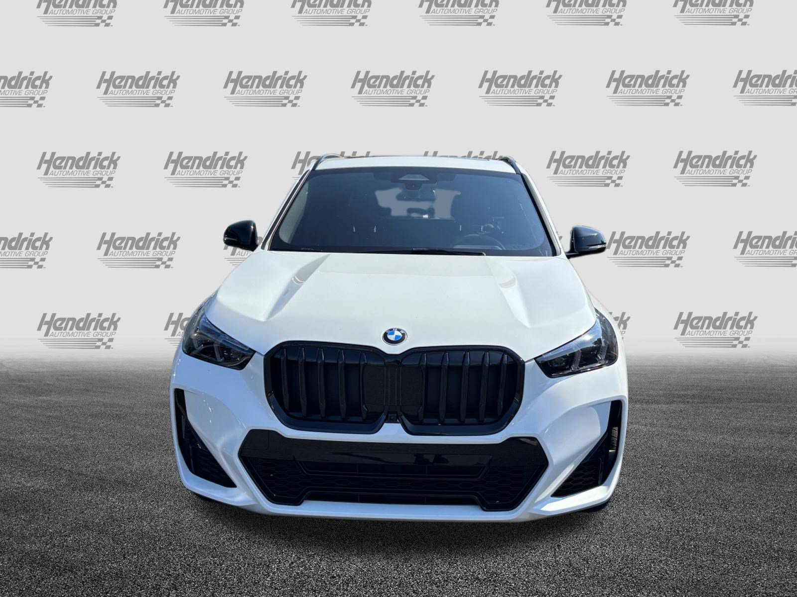 Certified 2025 BMW X1 xDrive28i w/ Technology Package AWD/4WD image 3