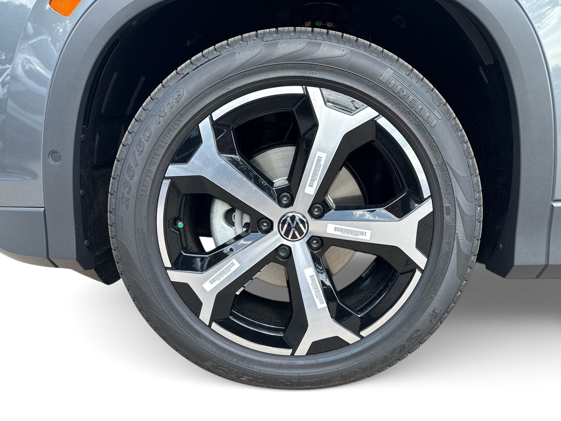 New 2026 Volkswagen Tiguan SE FWD image 18