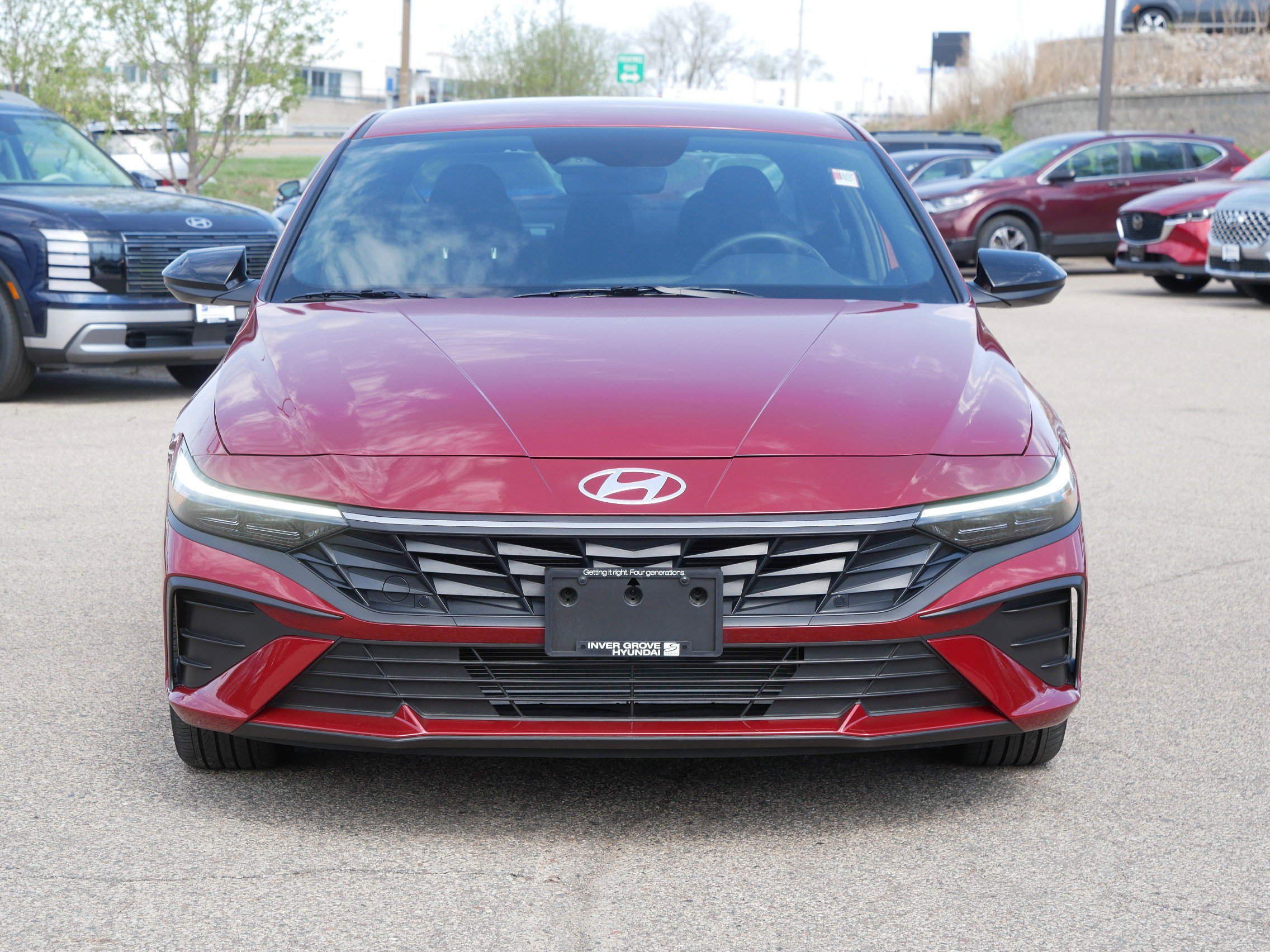 Used 2025 Hyundai Elantra Sport FWD image 3