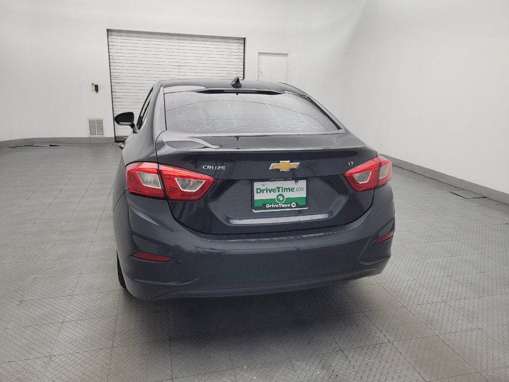 Used 2018 Chevrolet Cruze LT w/ Convenience Package FWD image 6