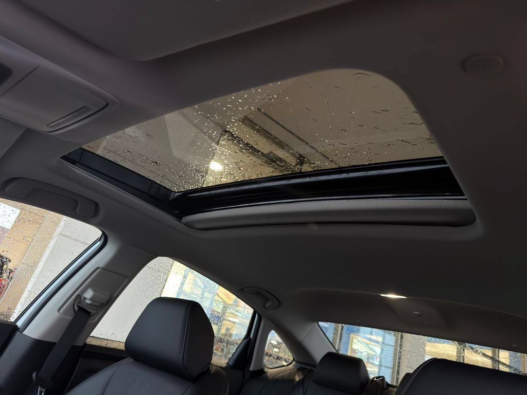 Used 2026 Honda Accord EX-L image 11