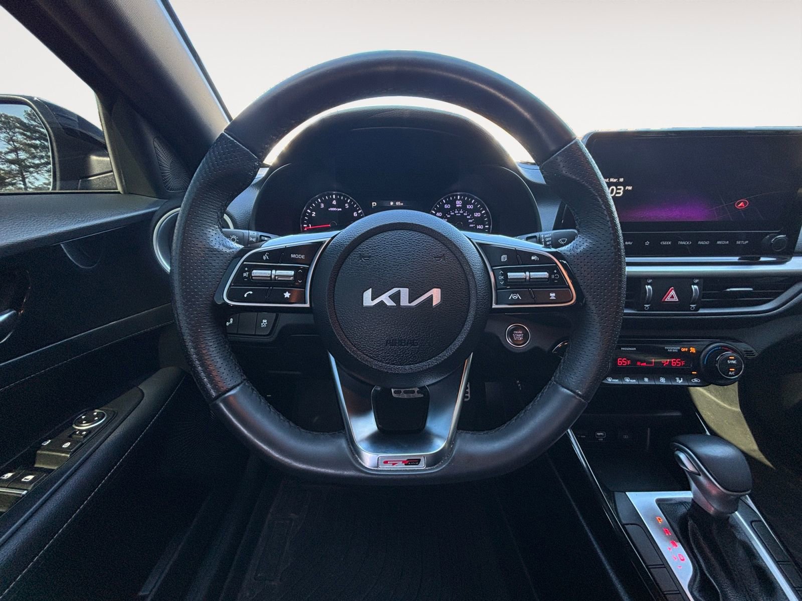 Used 2024 Kia Forte GT-Line image 12