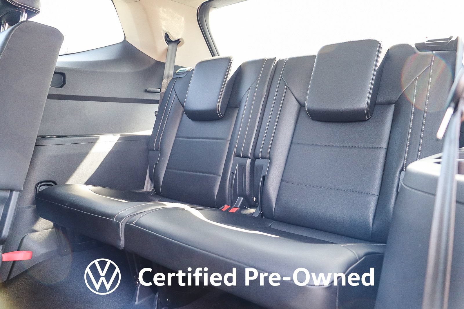 Certified 2023 Volkswagen Atlas SE w/ Black Wheel Package FWD image 21