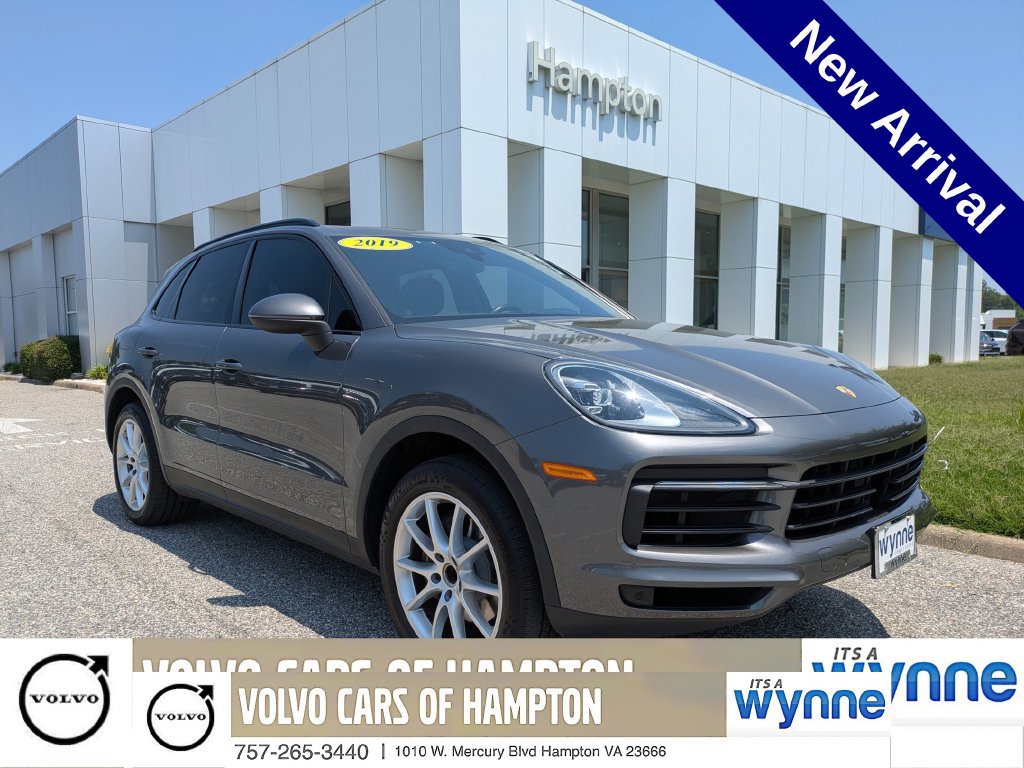 Used 2019 Porsche Cayenne AWD/4WD image 1