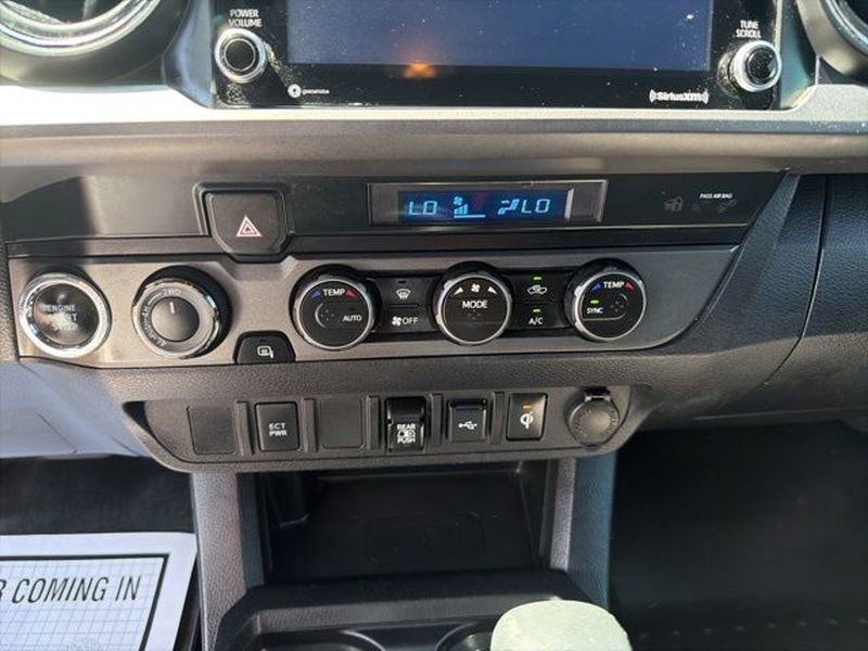 Used 2021 Toyota Tacoma TRD Off-Road image 8