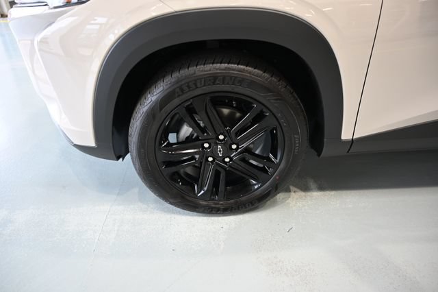 New 2026 Chevrolet Trax ACTIV w/ Sunroof Package FWD image 29
