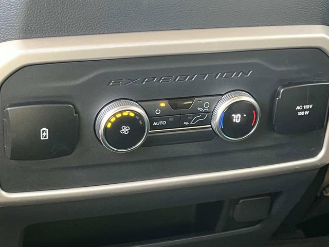 Used 2022 Ford Expedition XLT image 18