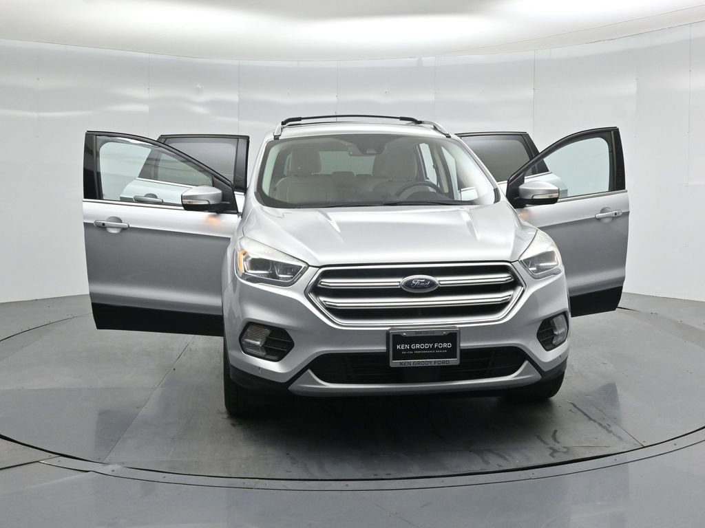 Certified 2017 Ford Escape Titanium w/ Equipment Group 301A image 33